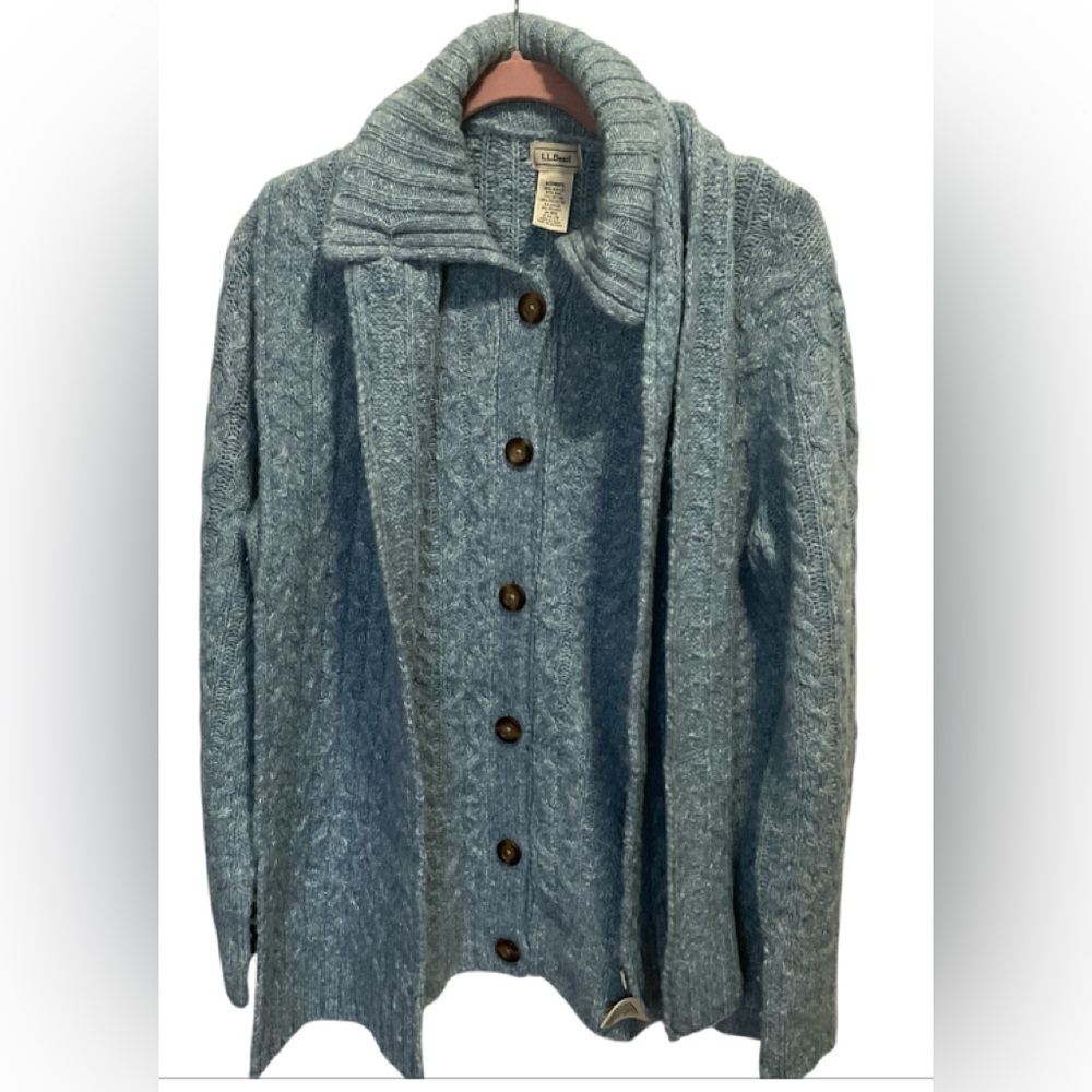 LL Bean Women’s Wool Blend Heather Blue Chunky Knit Fishermen Sweater Medium